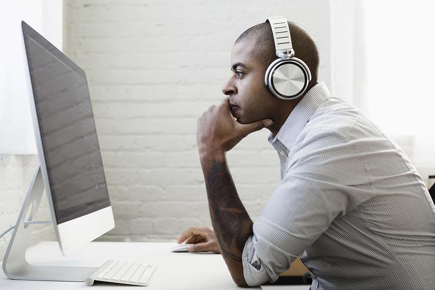 Music Promotion Company That Moves Beyond the Ordinary
