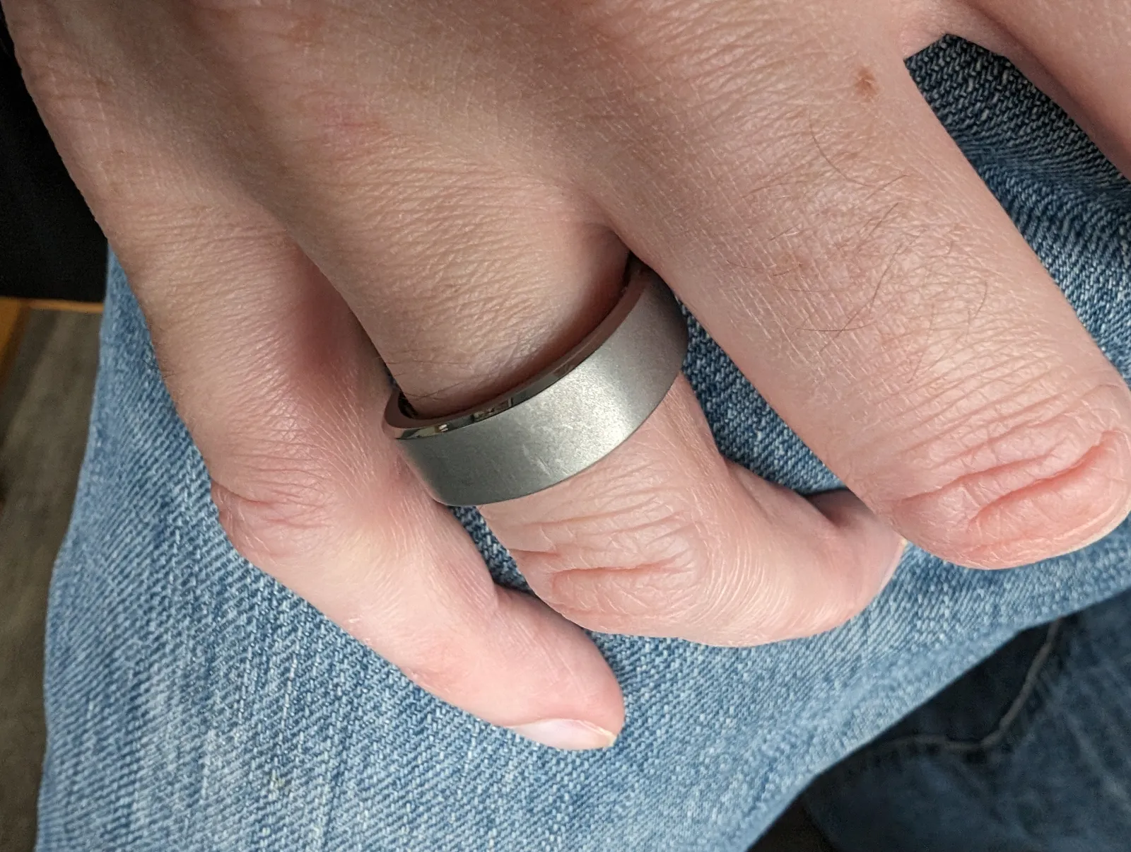 Ringconn: Smarter Health Monitoring for Busy Lifestyles