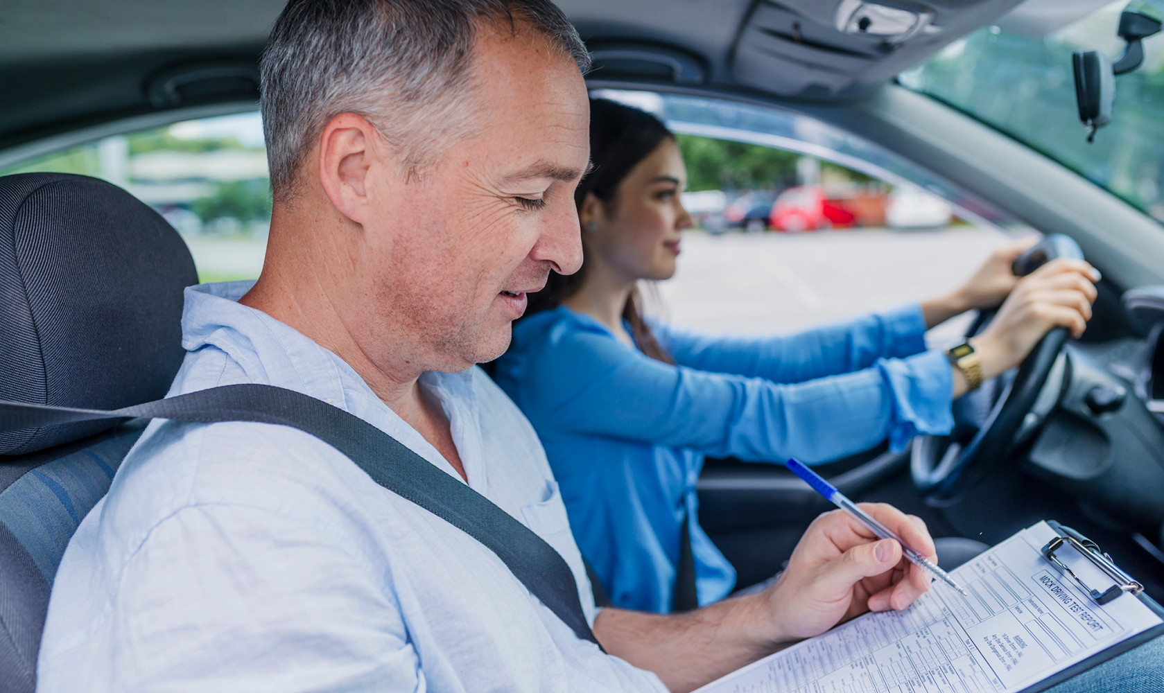 Betrouwbare Rijschool Utrecht voor Beginners en Ervaren Bestuurders