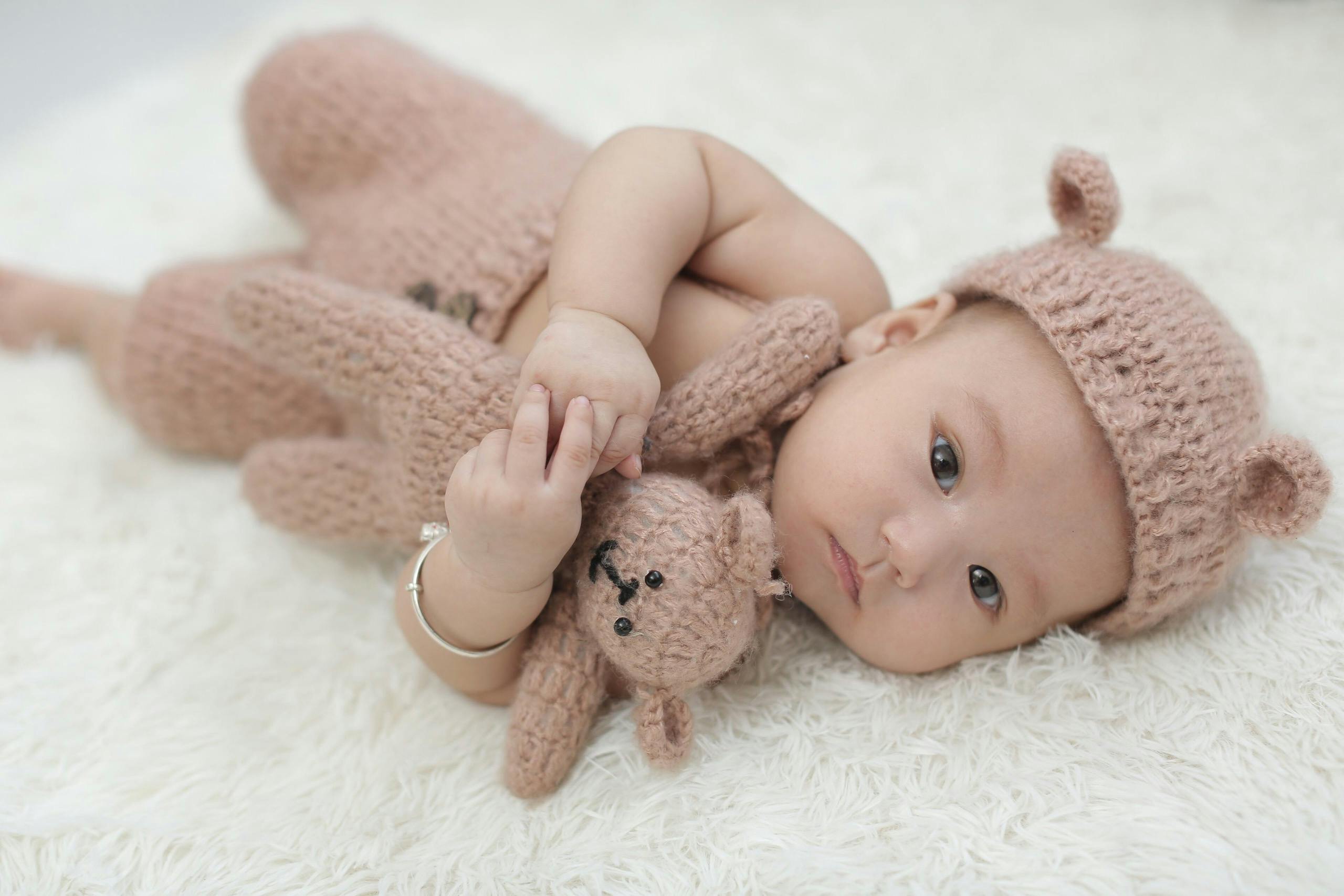 Bonnet Bébé Naissance : Confort et Style pour les Premiers Jours de Bébé