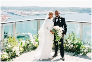 Luxury-Rooftop-Wedding_Downtown-Seattle_Captured-by-Candace-Photography_0074-1-1024x687